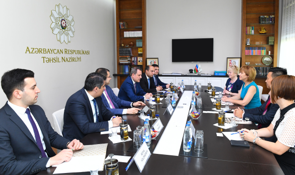 Təhsil naziri Britaniya Şurasının Azərbaycan Nümayəndəliyinin rəhbərliyini qəbul edib
